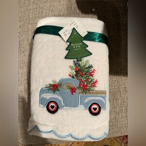 Balsam & Fir Christmas Hand Towels – Embroidered Vintage Truck – NWT